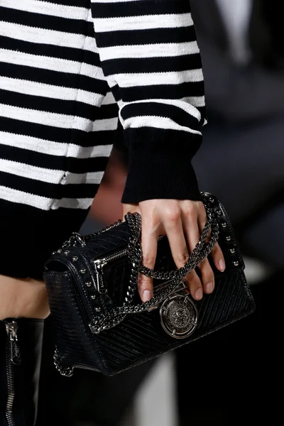 Look 42